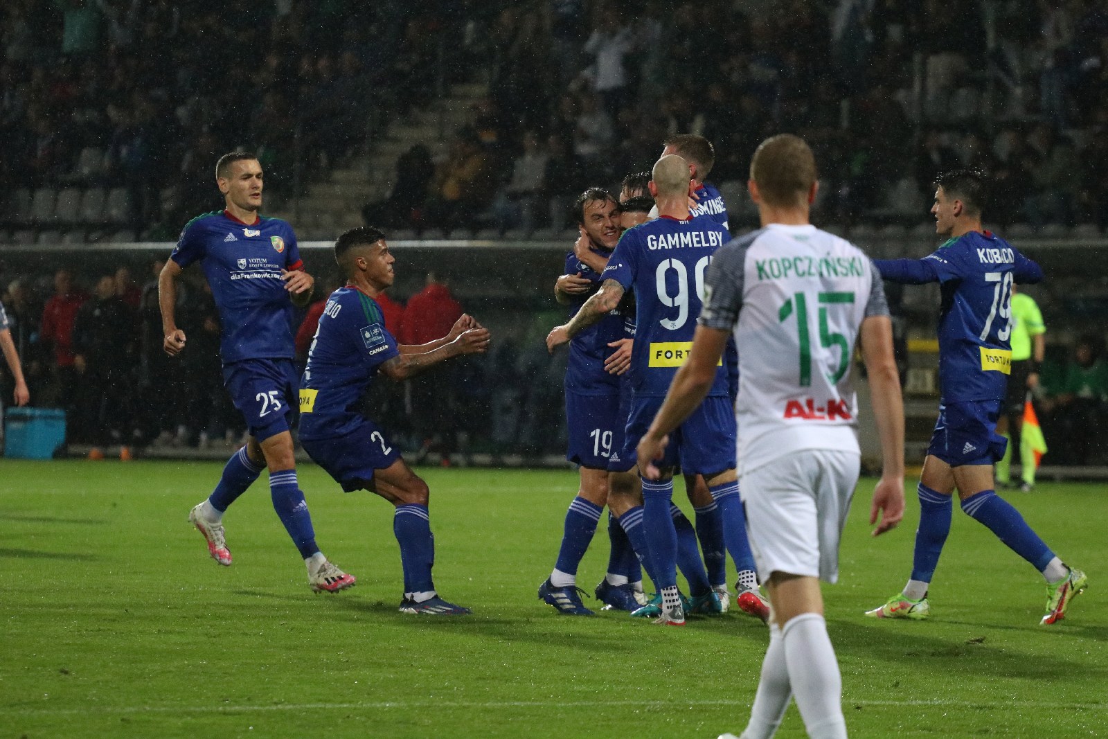 Miedź w trzeciej kolejce Ekstraklasy przegrała z Wartą 1:2