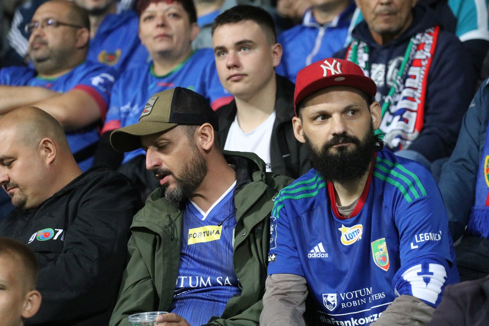 Mimo deszczu na trybunach zasiadło ponad cztery tysiące kibiców