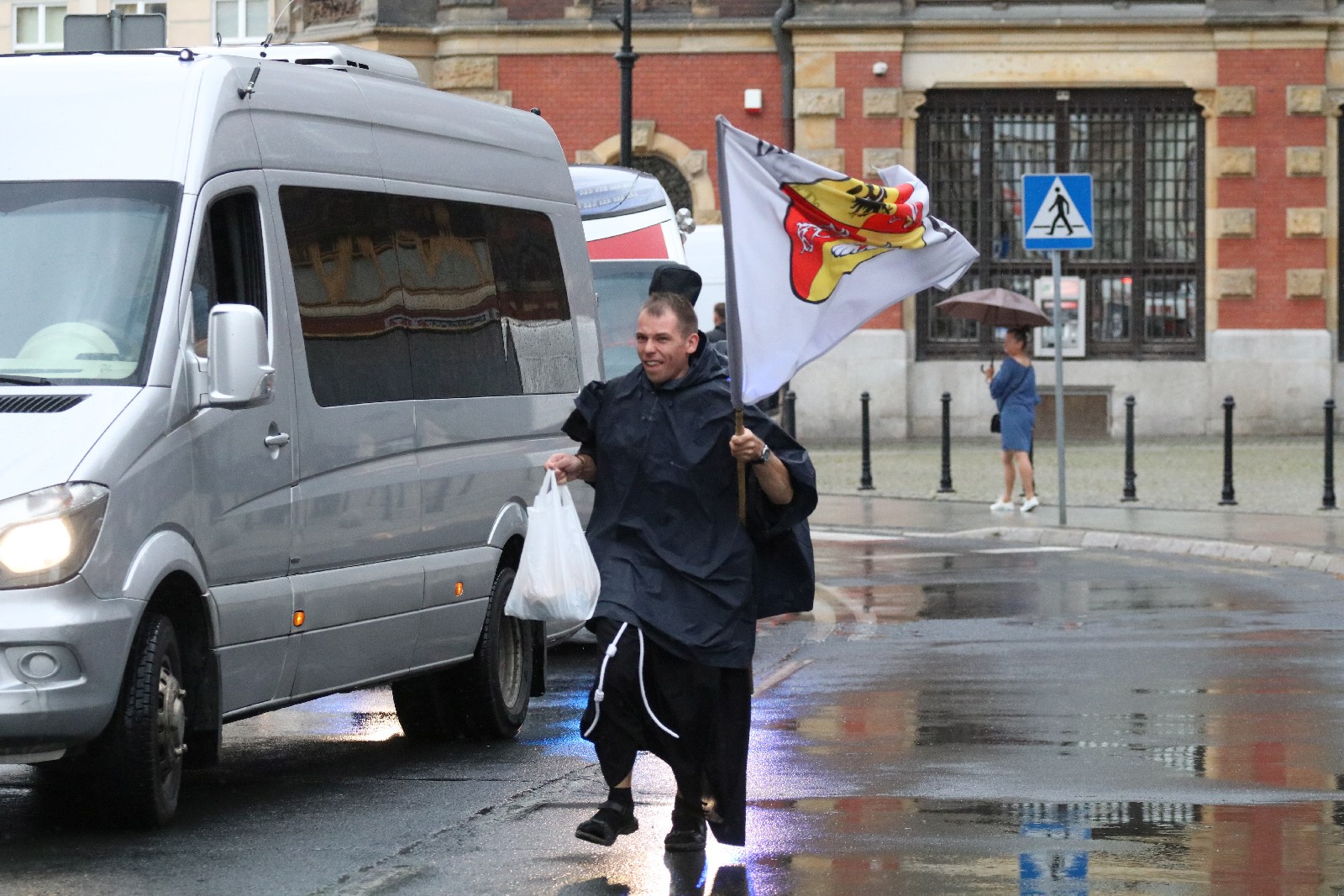Blisko sześciuset pątników wyruszyło z Legnicy do Częstochowy
