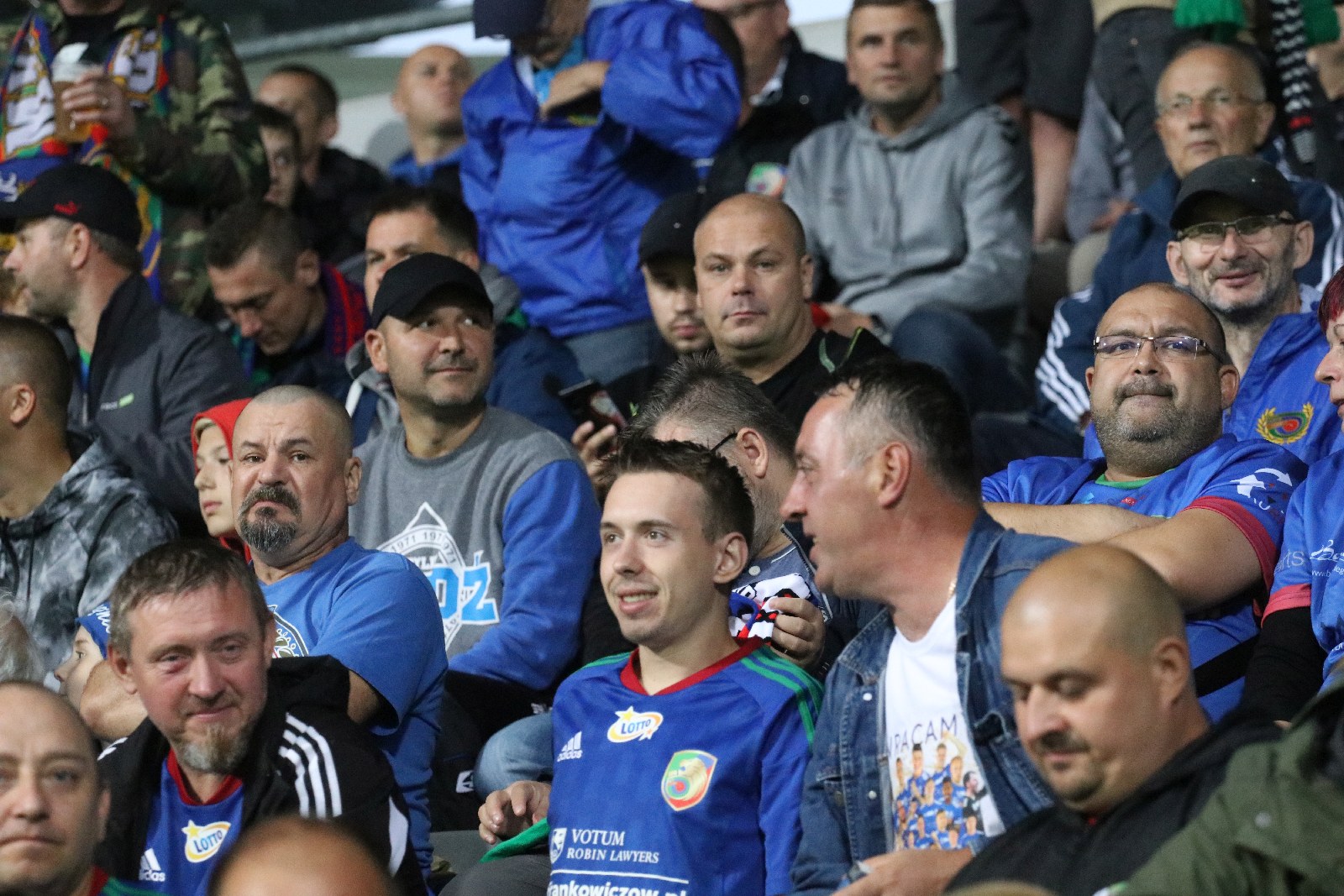 Mimo deszczu na trybunach zasiadło ponad cztery tysiące kibiców