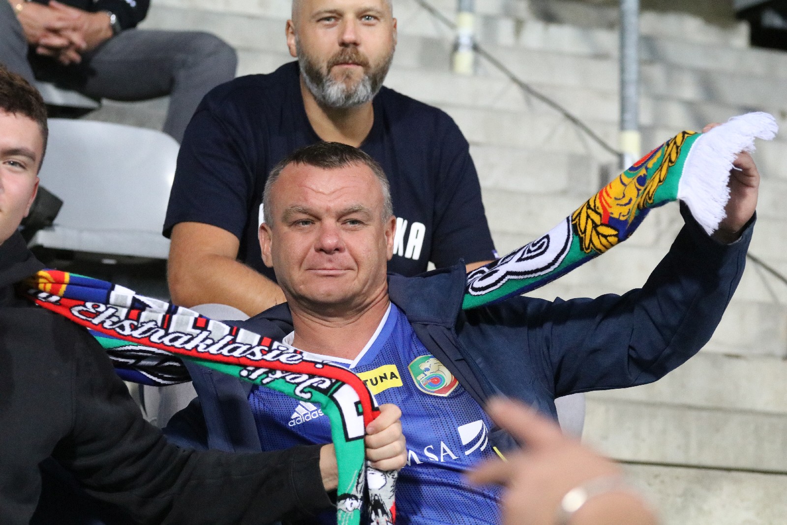 Mimo deszczu na trybunach zasiadło ponad cztery tysiące kibiców