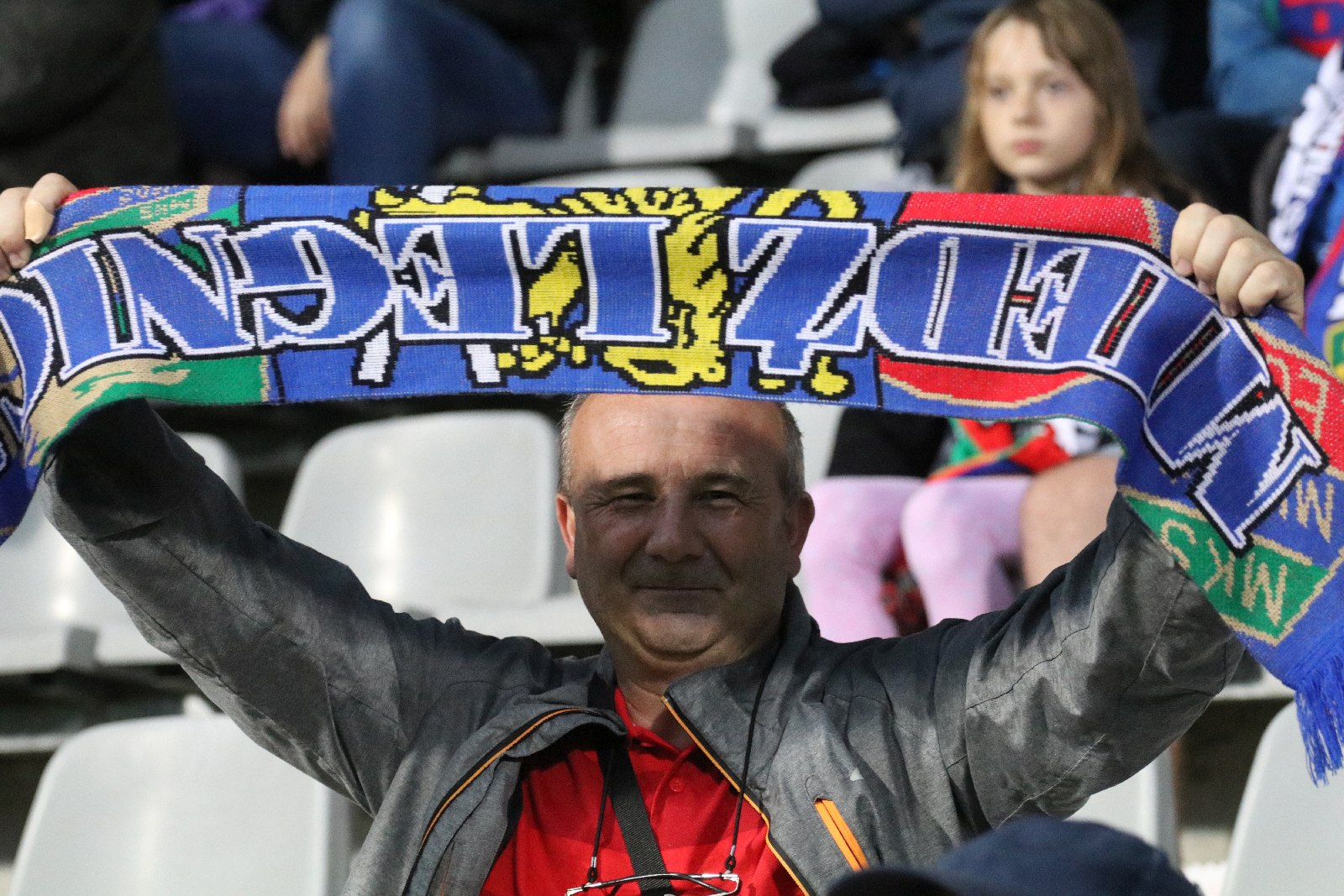 Mimo deszczu na trybunach zasiadło ponad cztery tysiące kibiców