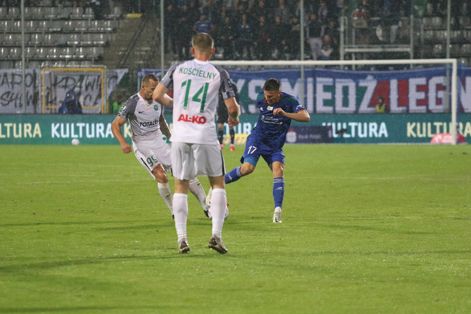 Miedź w trzeciej kolejce Ekstraklasy przegrała z Wartą 1:2