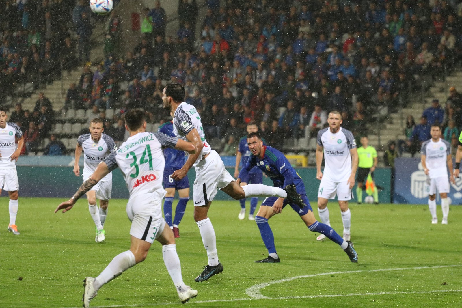 Miedź w trzeciej kolejce Ekstraklasy przegrała z Wartą 1:2