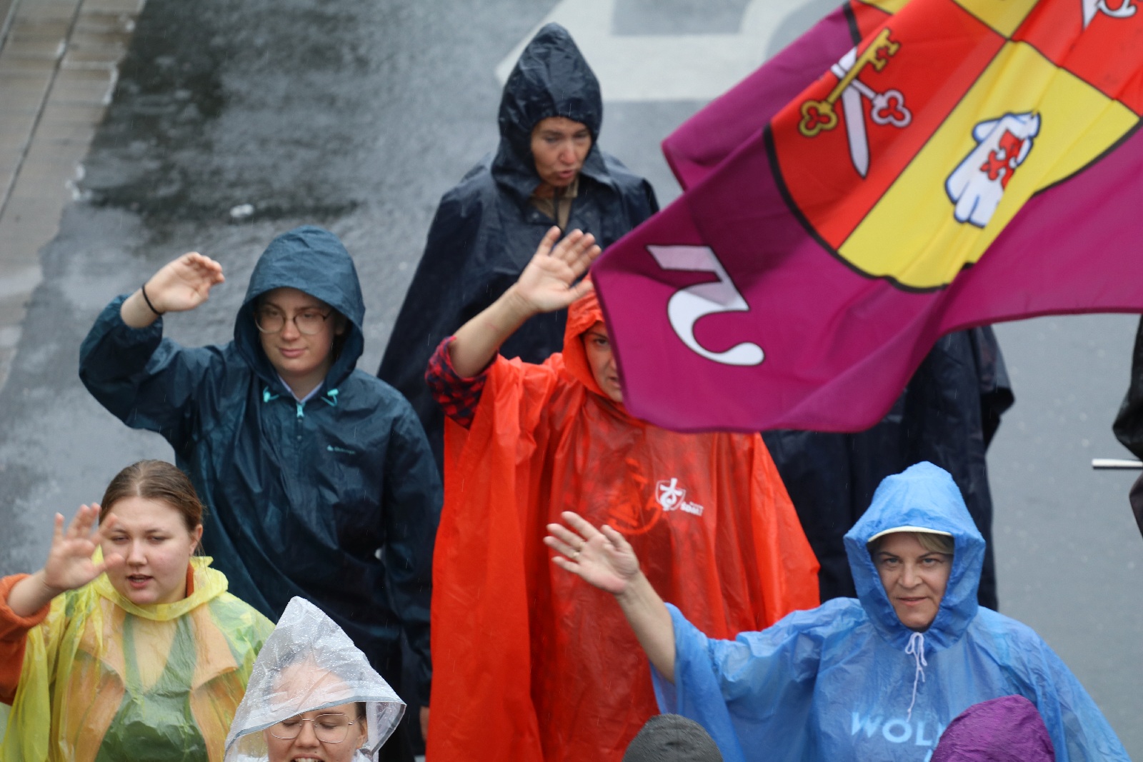 Blisko sześciuset pątników wyruszyło z Legnicy do Częstochowy
