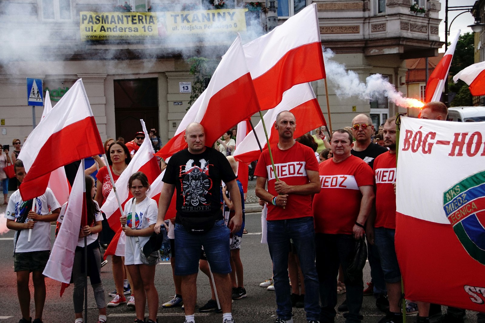 Zablokowali ruch na placu Wilsona aby oddać hołd powstańcom