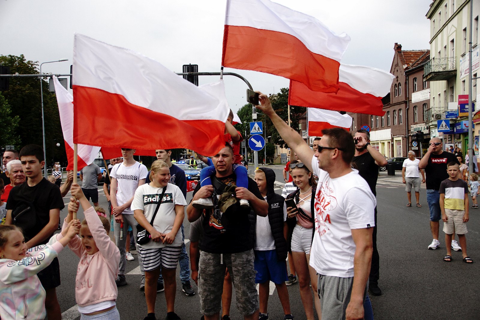 Zablokowali ruch na placu Wilsona aby oddać hołd powstańcom