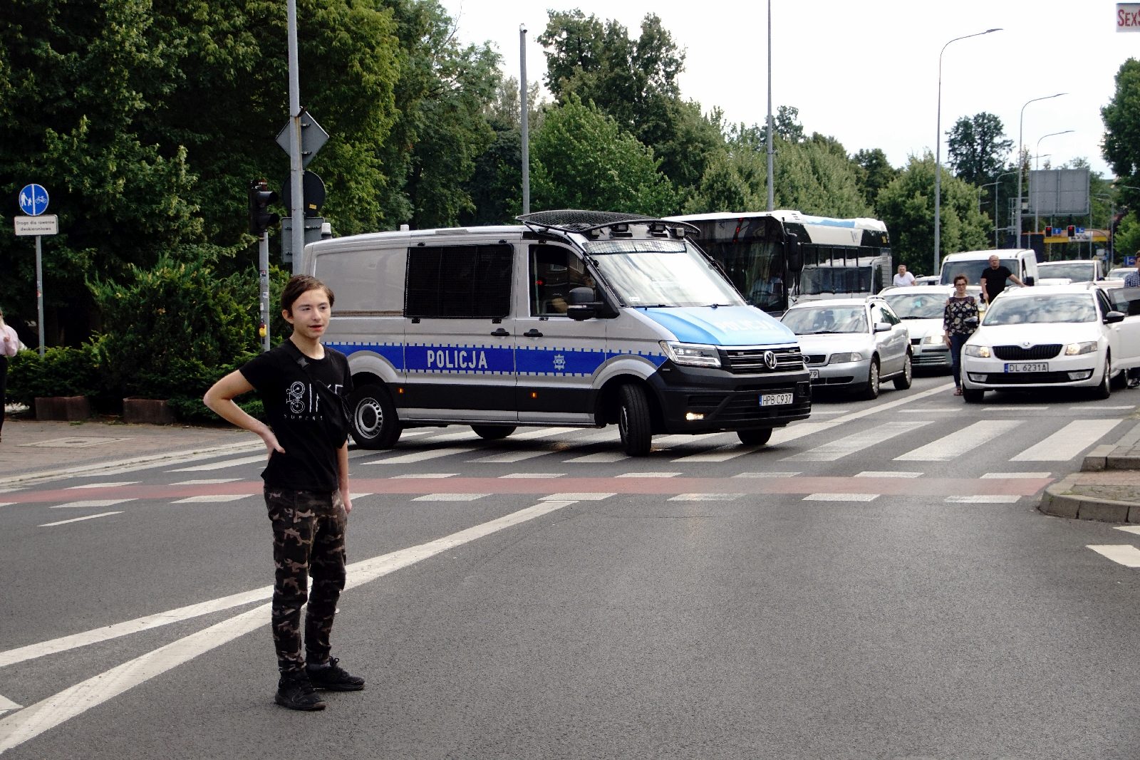 Zablokowali ruch na placu Wilsona aby oddać hołd powstańcom