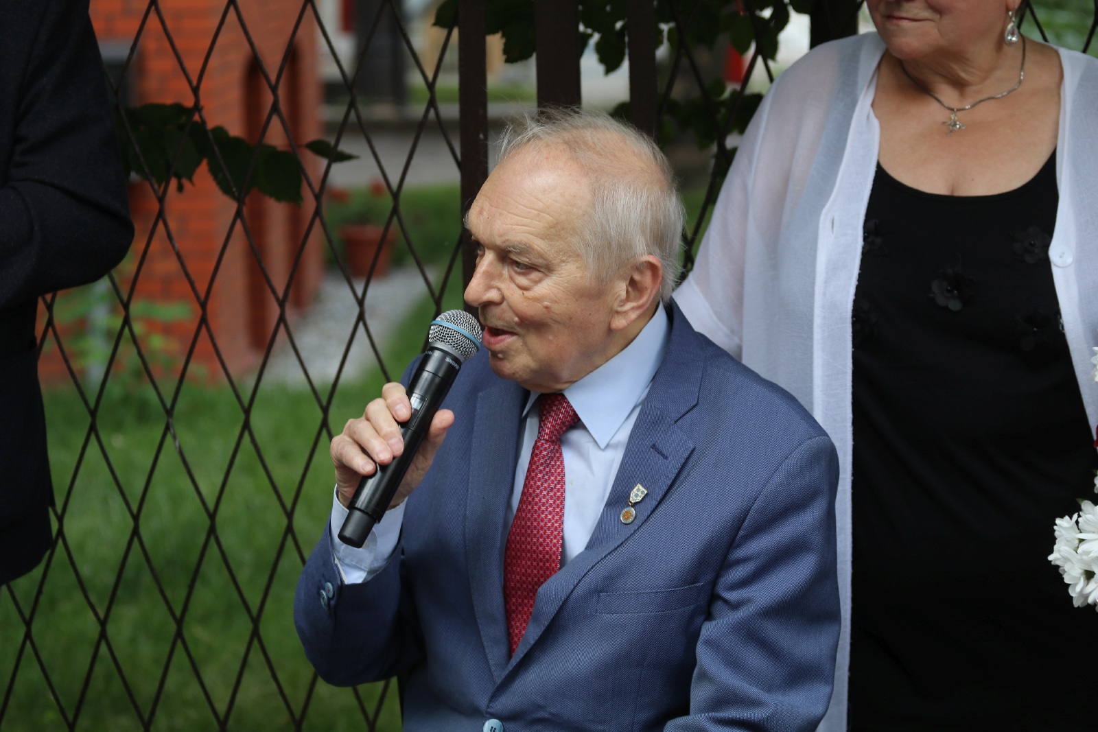 Kilkadziesiąt osób przyszło pod nową tablicę Szarych Szeregów