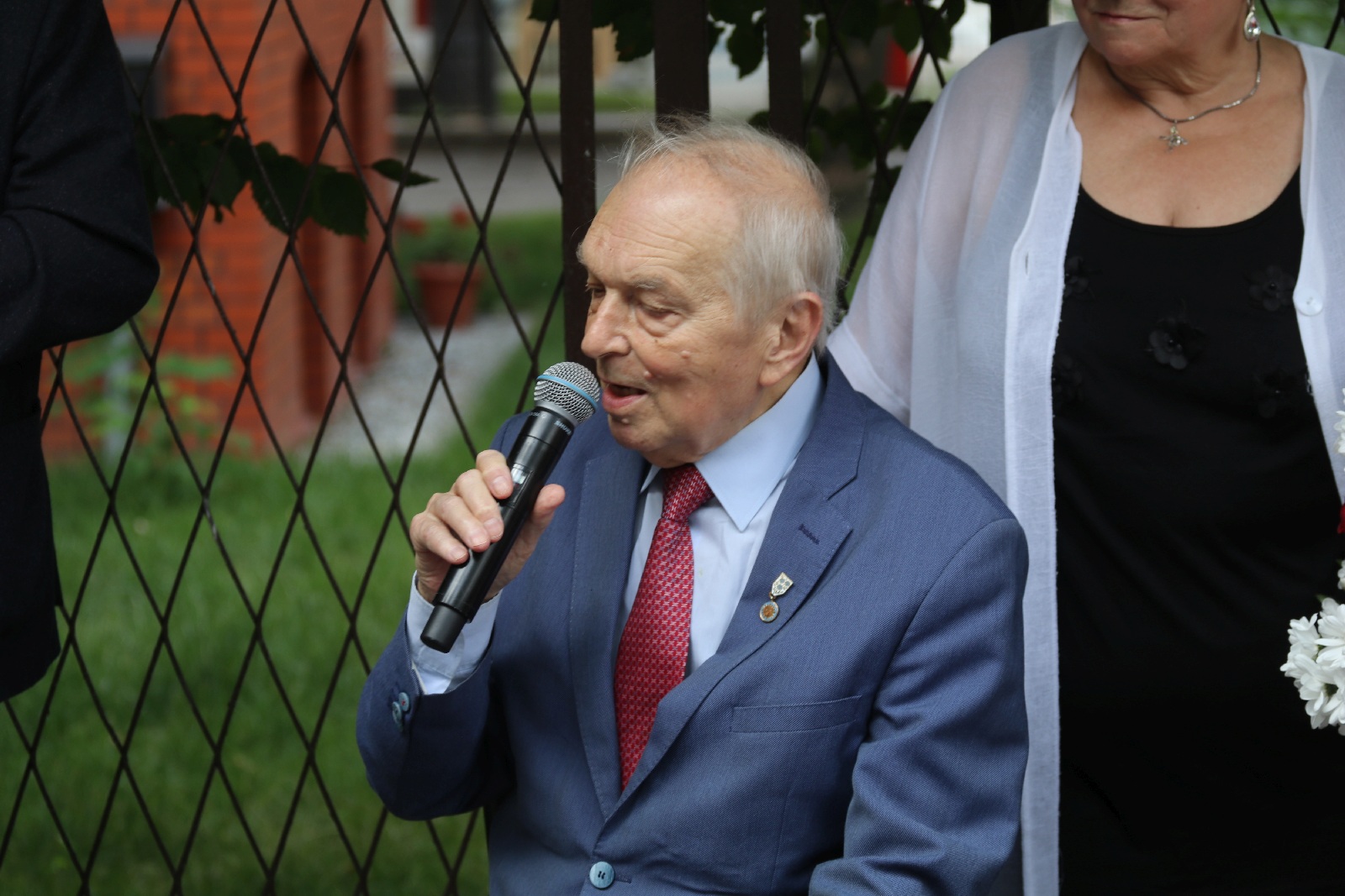 Kilkadziesiąt osób przyszło pod nową tablicę Szarych Szeregów