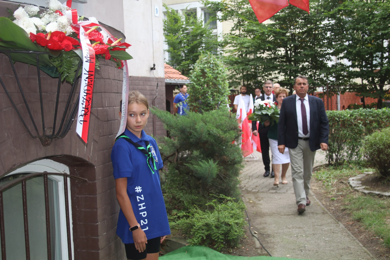 Kilkadziesiąt osób przyszło pod nową tablicę Szarych Szeregów