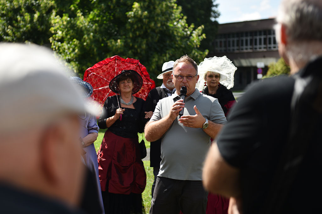 Poznaliśmy historię lwa śpiącego w Parku Miejskim i jego twórcy
