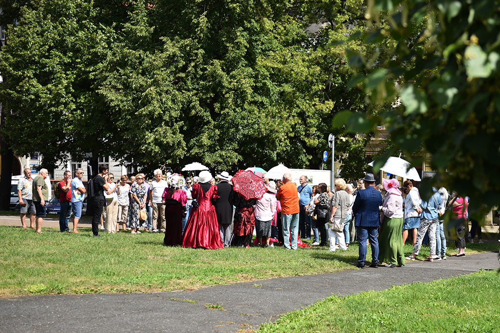 Poznaliśmy historię lwa śpiącego w Parku Miejskim i jego twórcy