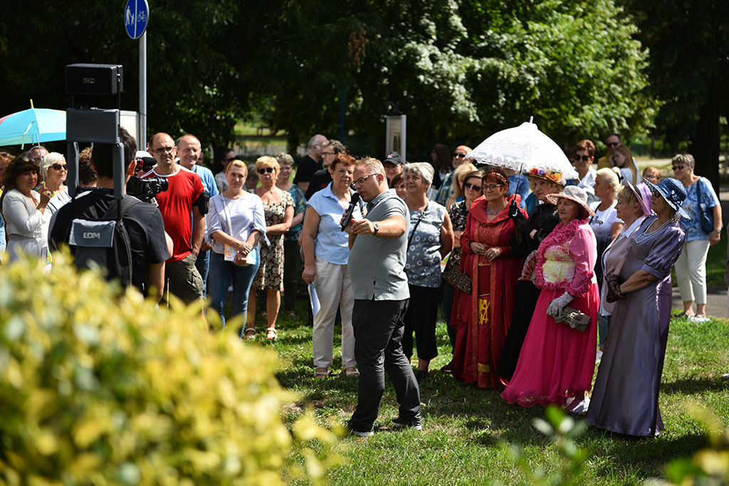 Poznaliśmy historię lwa śpiącego w Parku Miejskim i jego twórcy