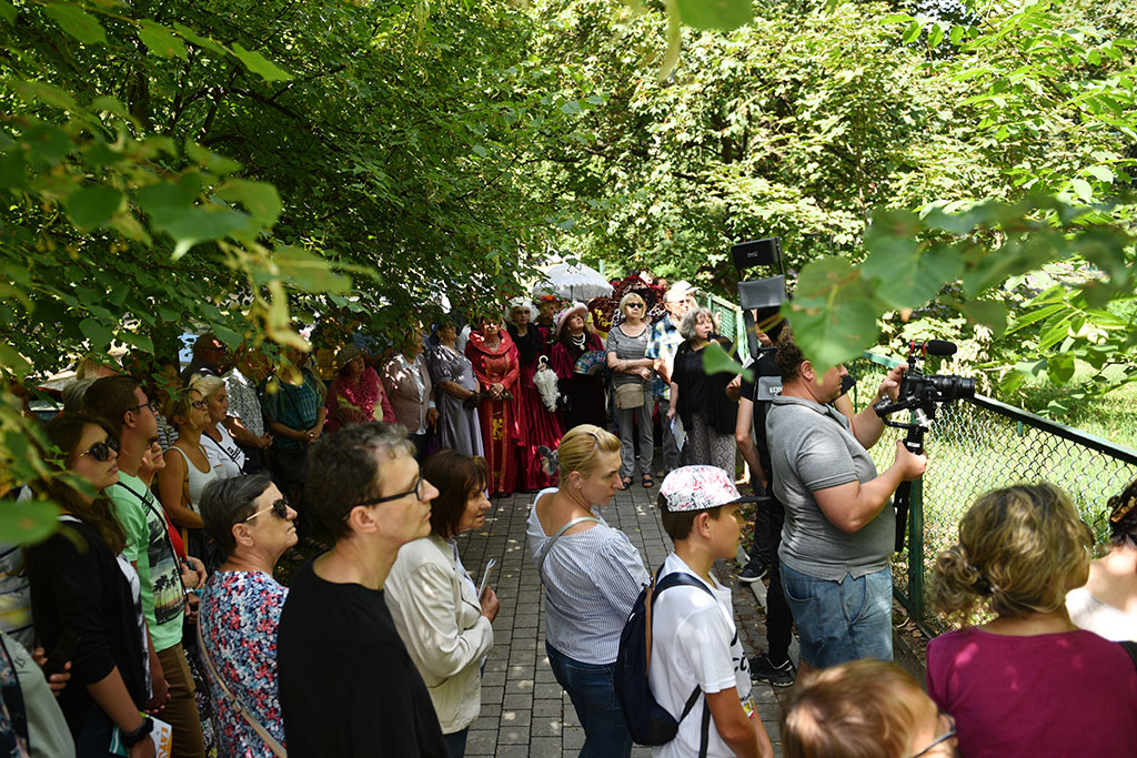 Poznaliśmy historię lwa śpiącego w Parku Miejskim i jego twórcy