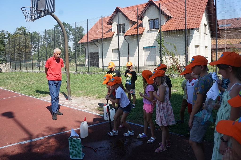 Półkolonie w Kunicach osiągnęły półmetek. Tak się bawiły dzieci