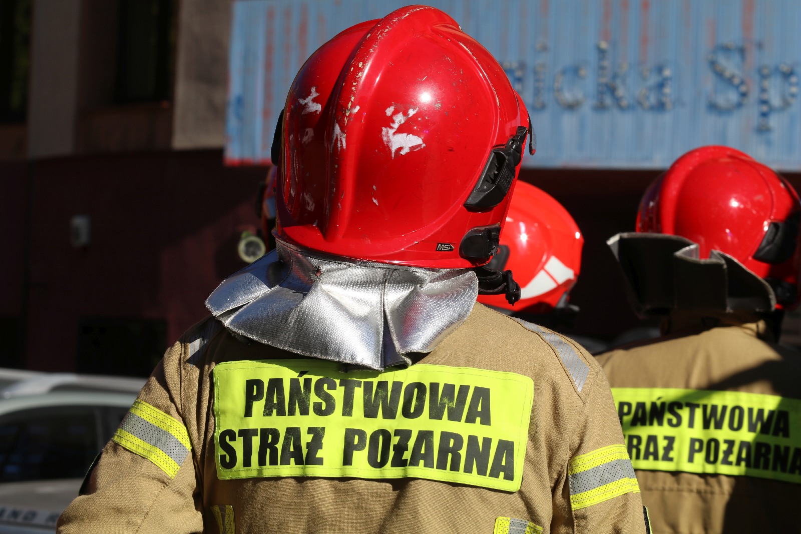 Niedzielna akcja strażaków. Mieszkanie całkowicie zniszczone