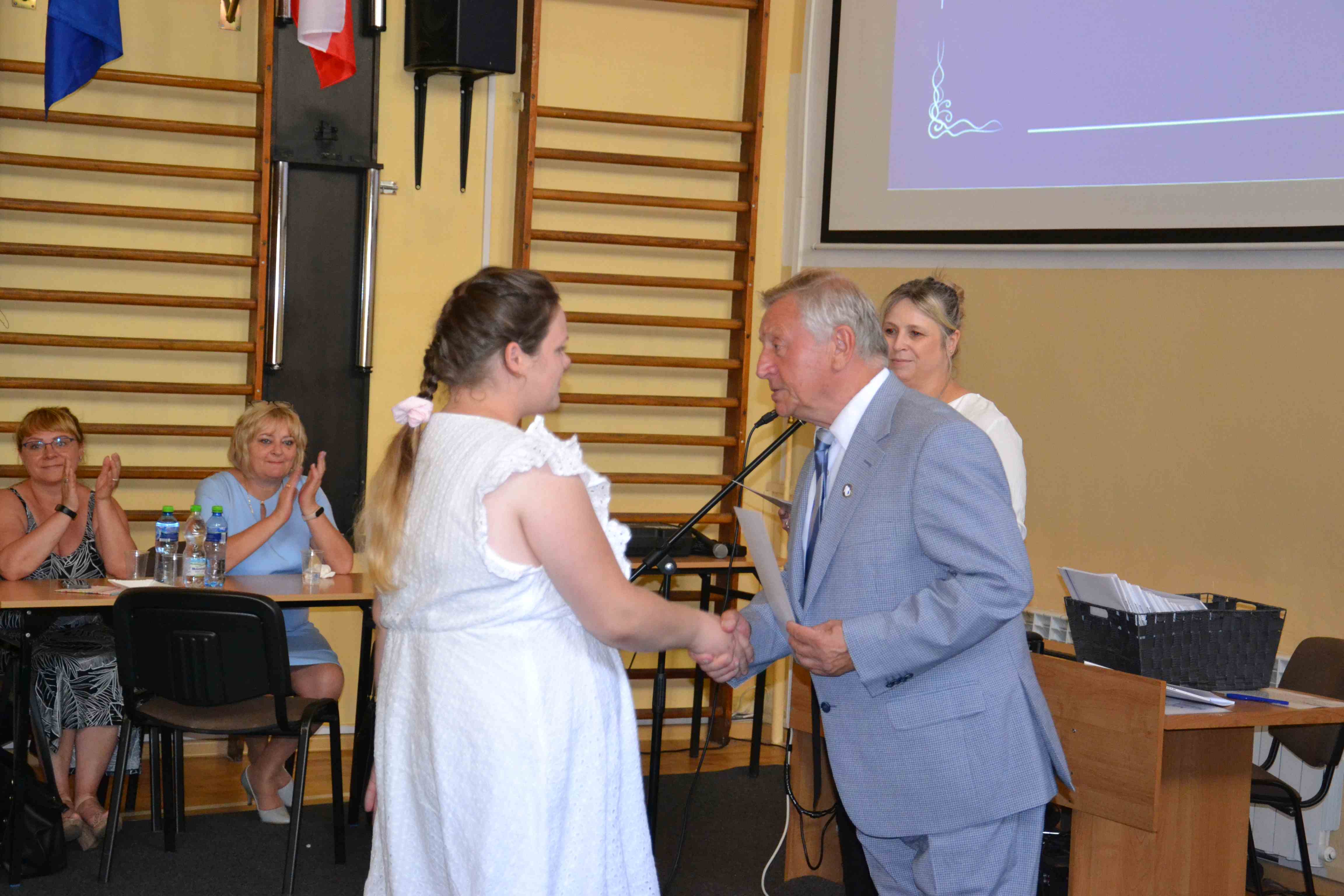 Dyplomatorium absolwentów rocznika 2022 w WSM w Legnicy