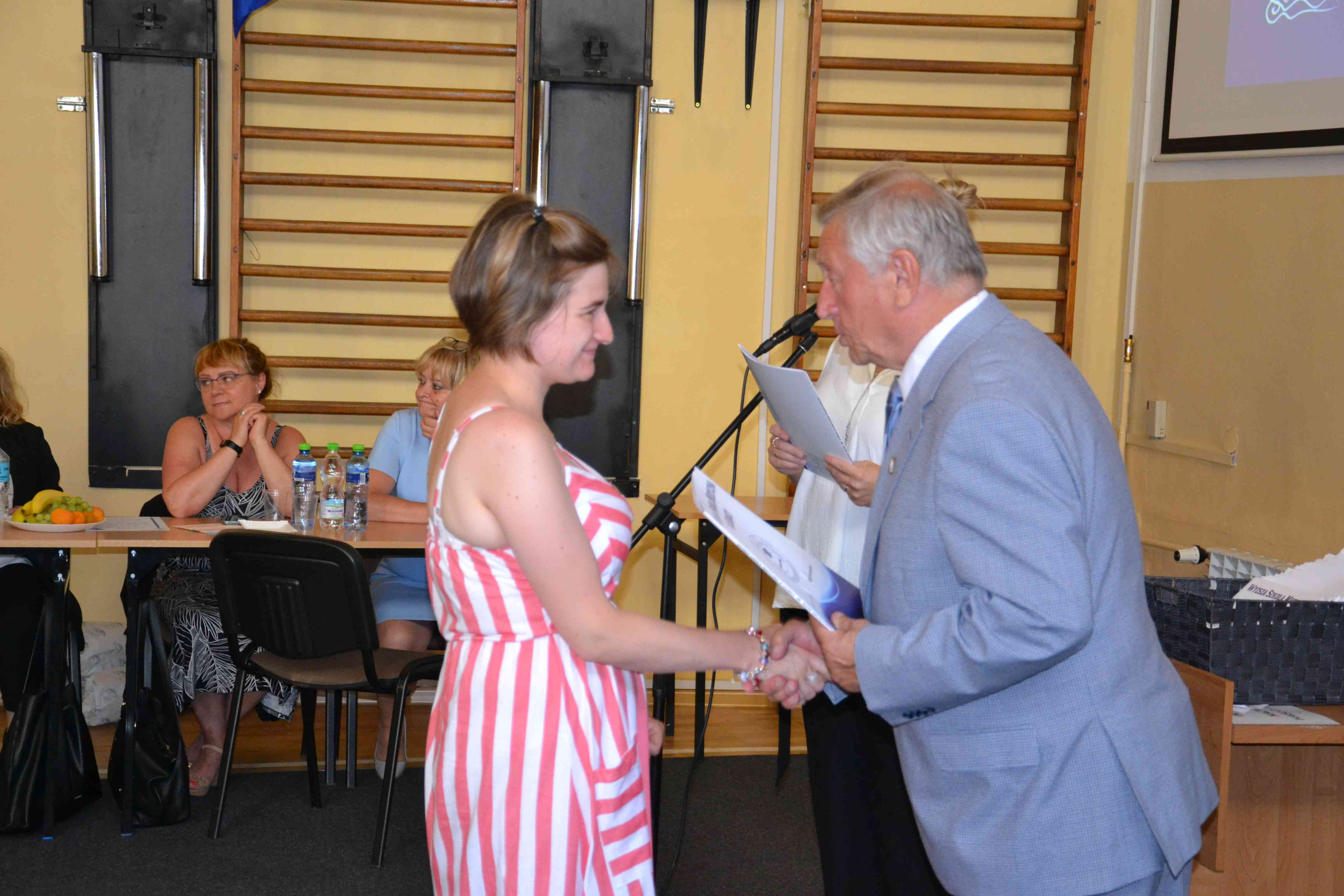 Dyplomatorium absolwentów rocznika 2022 w WSM w Legnicy