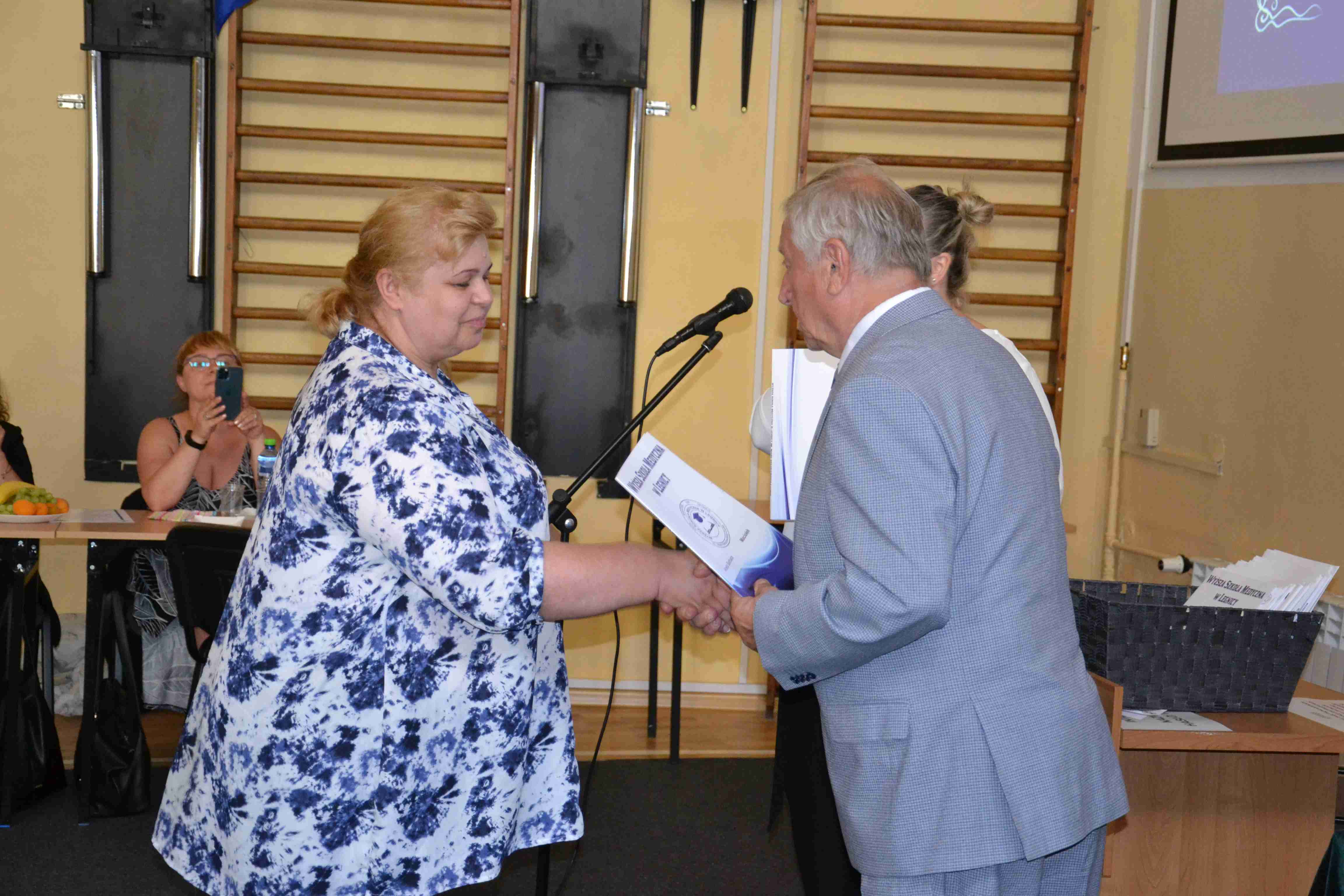 Dyplomatorium absolwentów rocznika 2022 w WSM w Legnicy