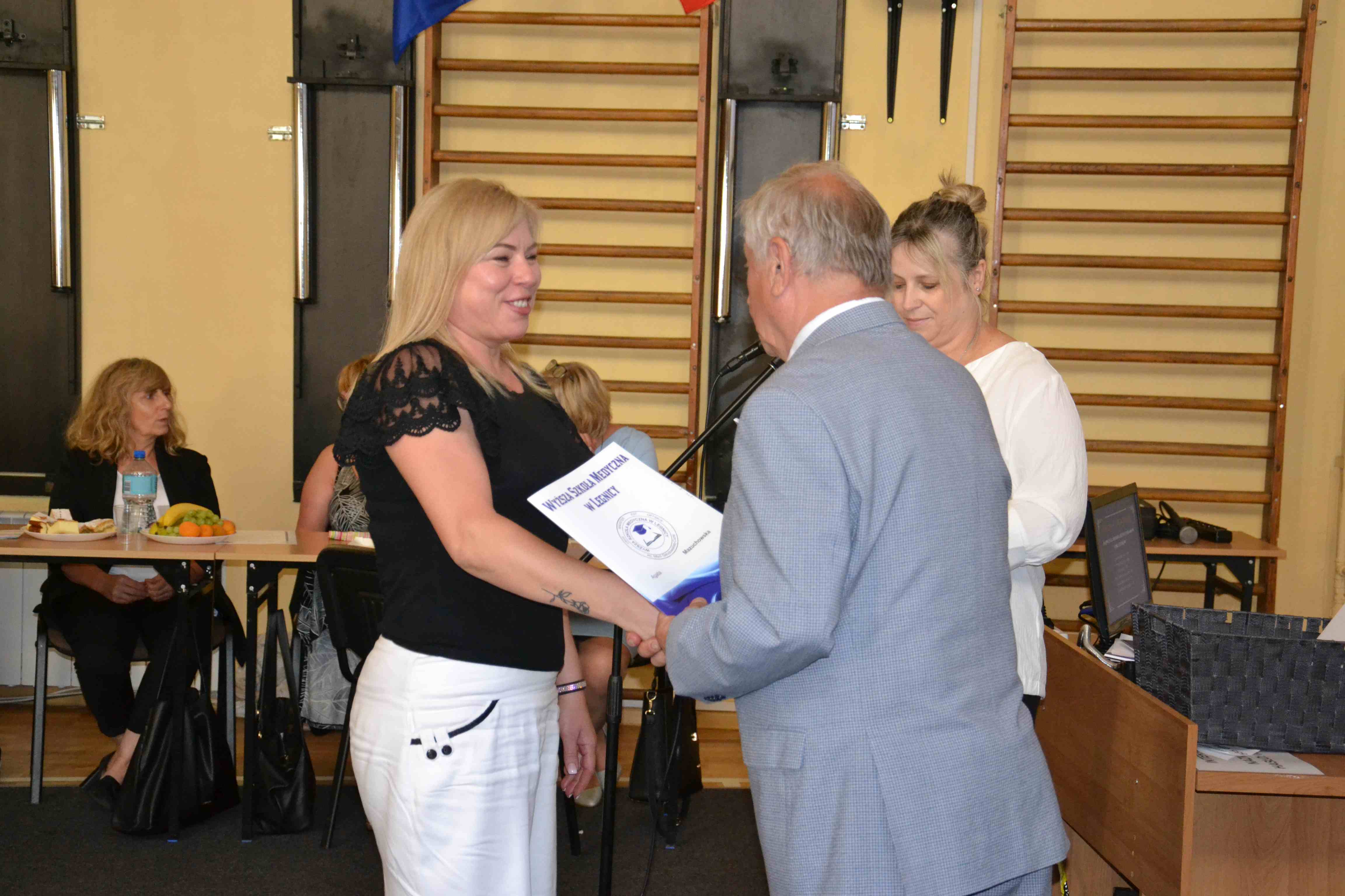 Dyplomatorium absolwentów rocznika 2022 w WSM w Legnicy