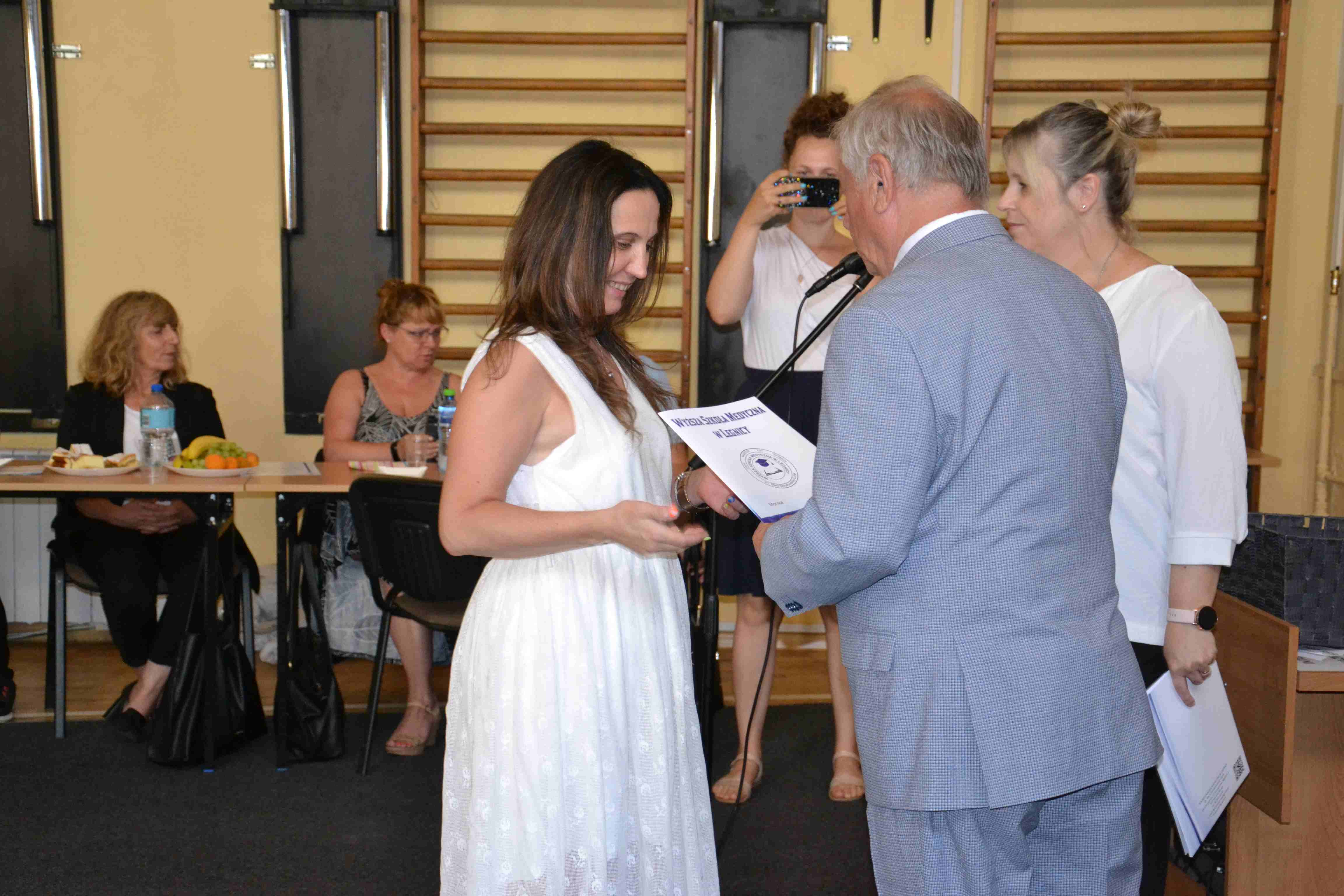 Dyplomatorium absolwentów rocznika 2022 w WSM w Legnicy