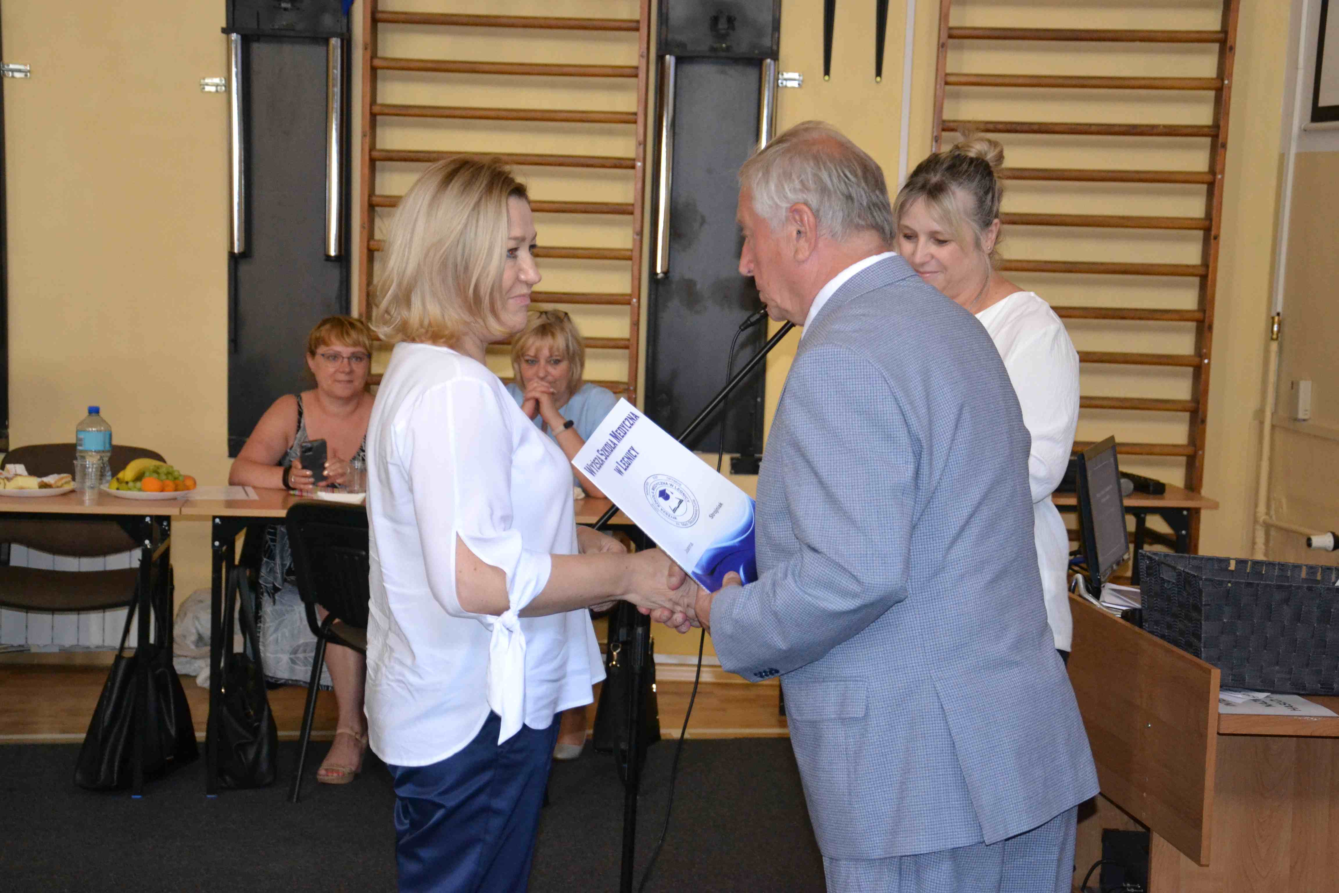 Dyplomatorium absolwentów rocznika 2022 w WSM w Legnicy