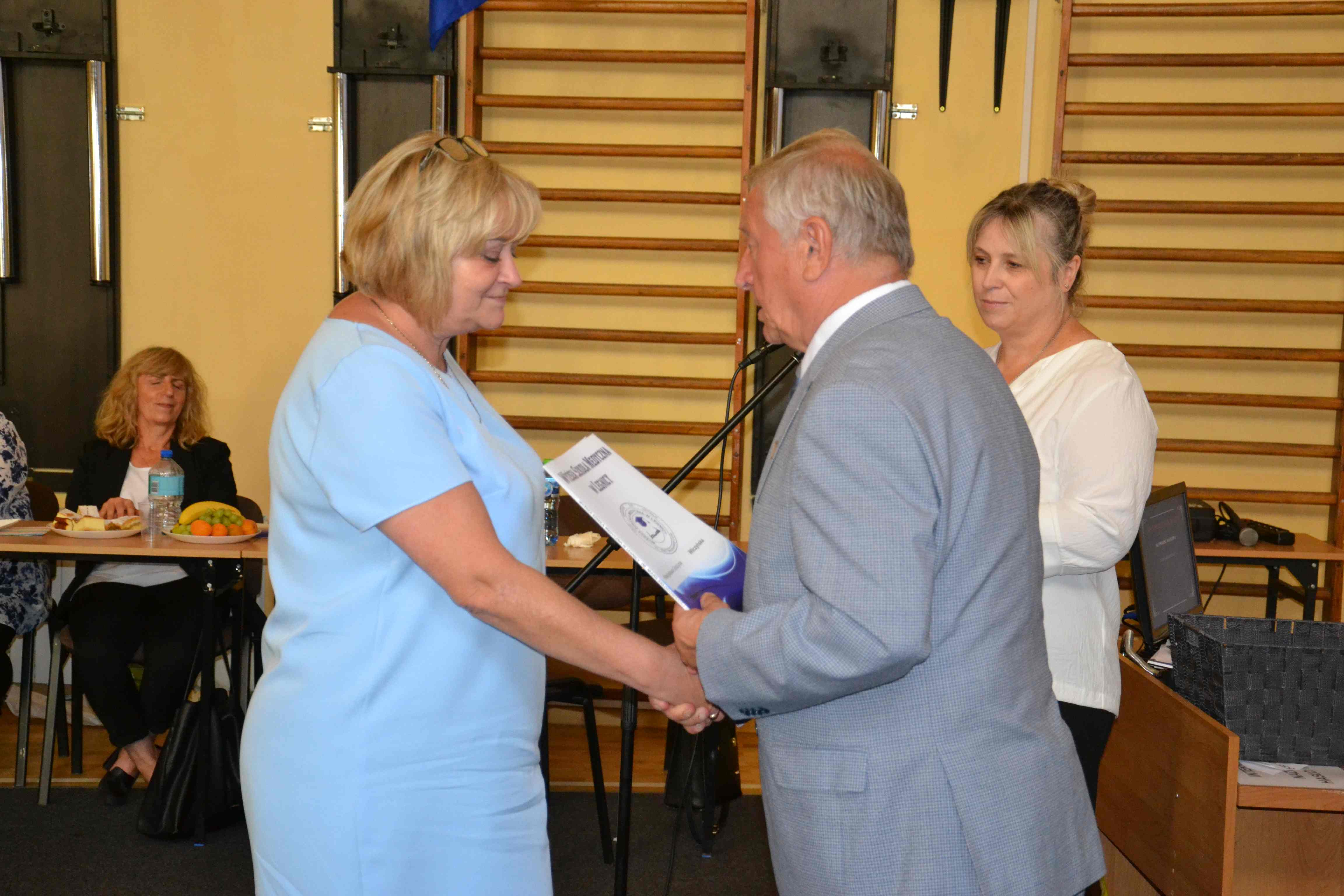 Dyplomatorium absolwentów rocznika 2022 w WSM w Legnicy