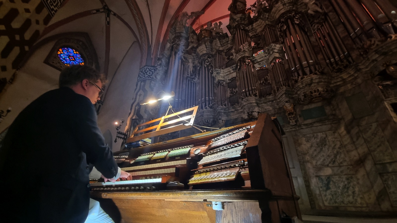 Maria Pomianowska, Mingije Yu oraz Zbigniew Gach na organach