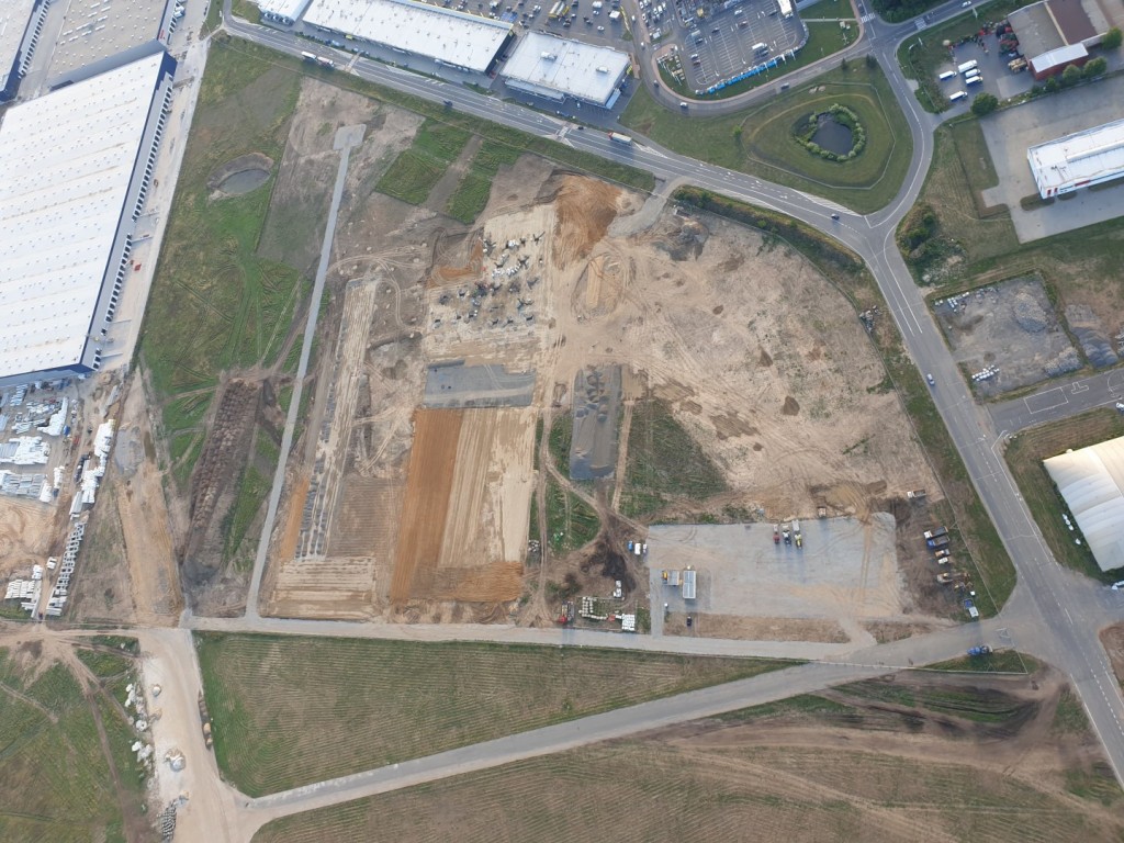 Tak przebiega praca na budowie zbiorczej drogi południowej