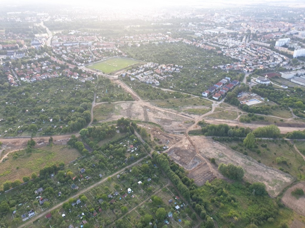 Tak przebiega praca na budowie zbiorczej drogi południowej