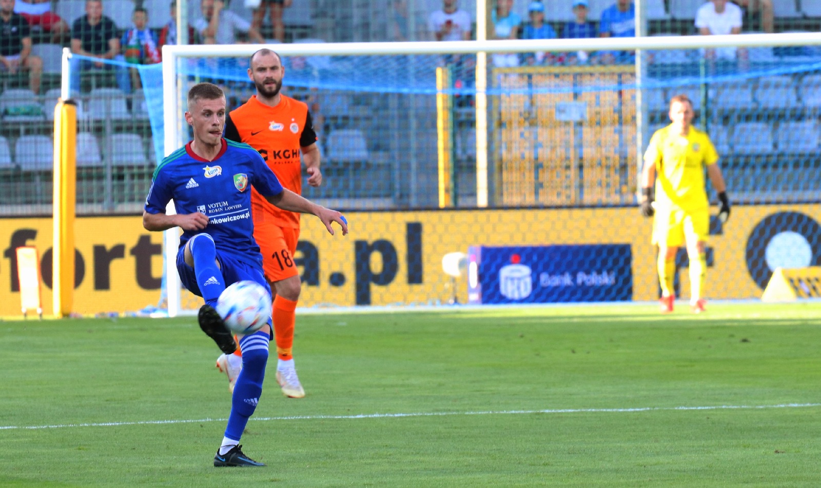 Miedź Legnica przegrywa derby z Zagłębiem Lubin