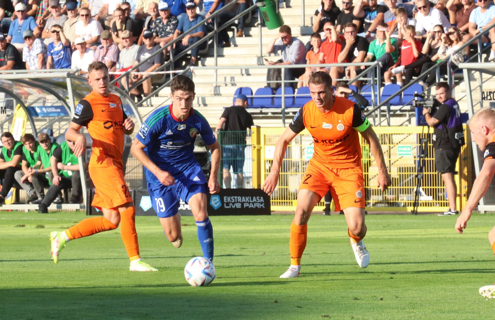 Miedź Legnica przegrywa derby z Zagłębiem Lubin
