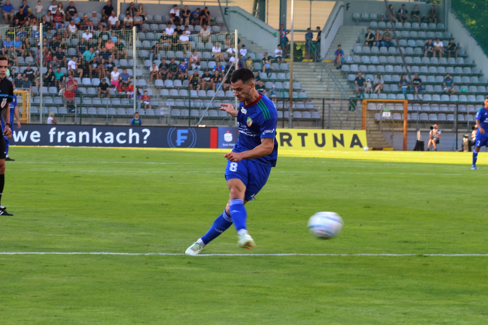 Miedź Legnica przegrywa derby z Zagłębiem Lubin