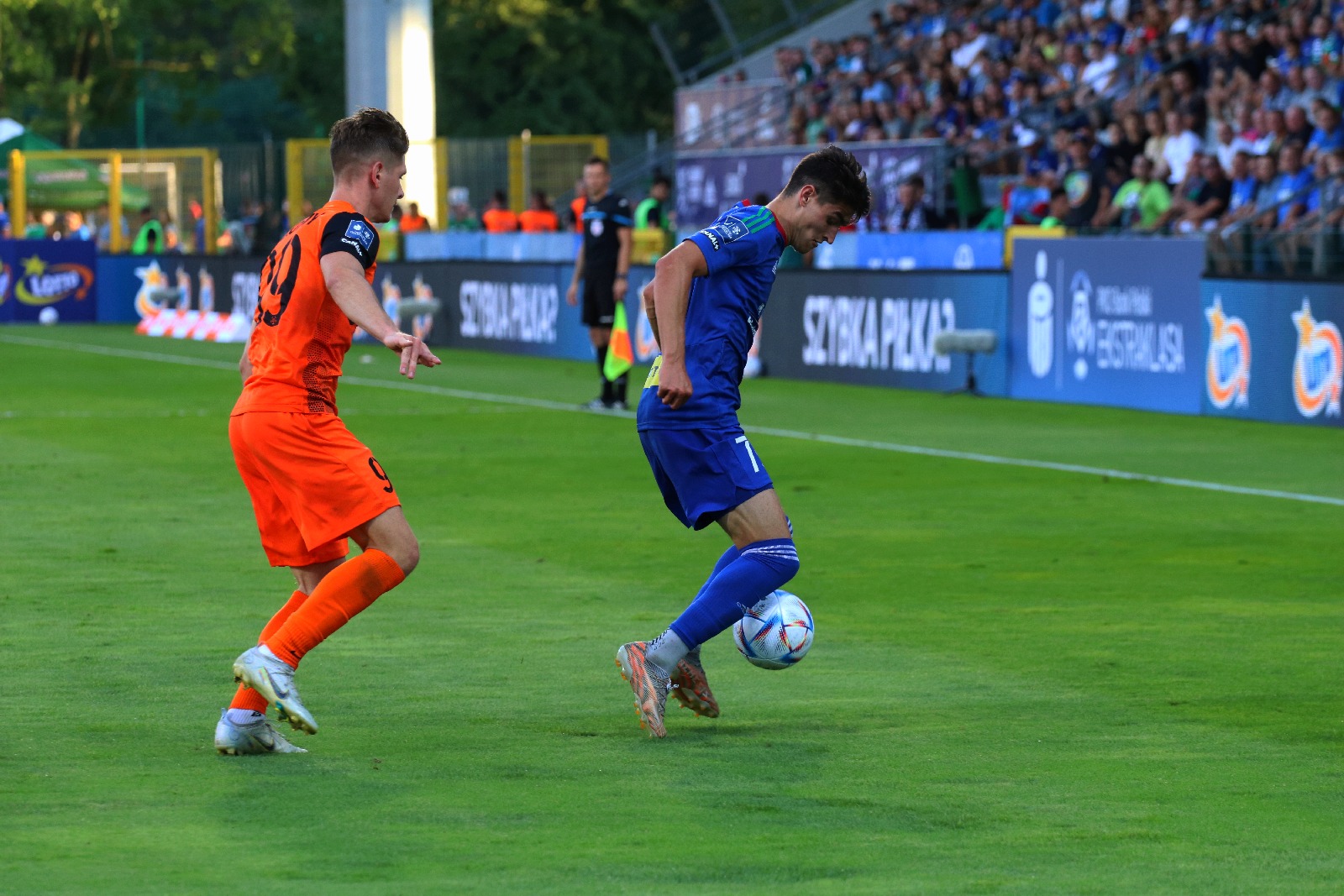 Miedź Legnica przegrywa derby z Zagłębiem Lubin
