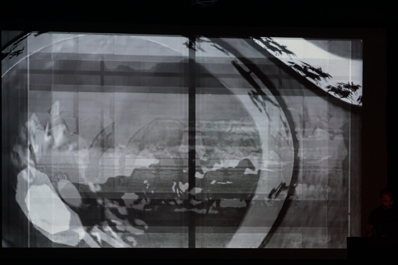 „Muybridge - reminiscencje” performans audiowizualny