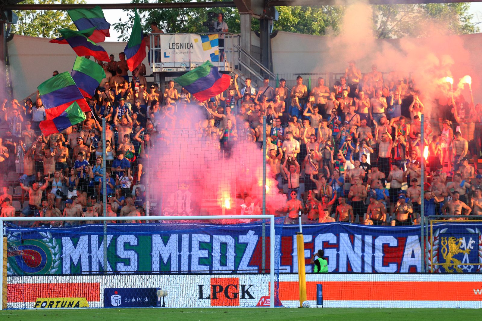 Miedź Legnica przegrywa derby z Zagłębiem Lubin