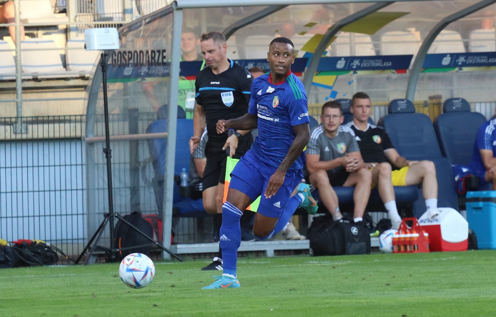 Miedź Legnica przegrywa derby z Zagłębiem Lubin