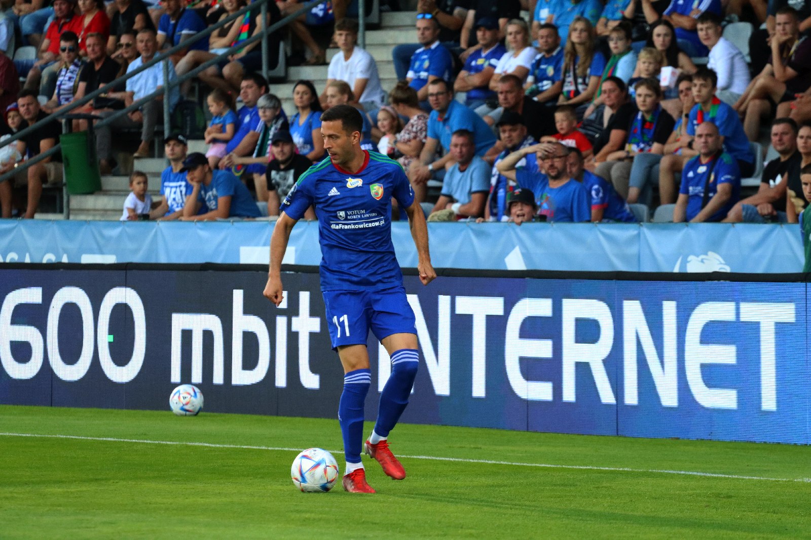Miedź Legnica przegrywa derby z Zagłębiem Lubin