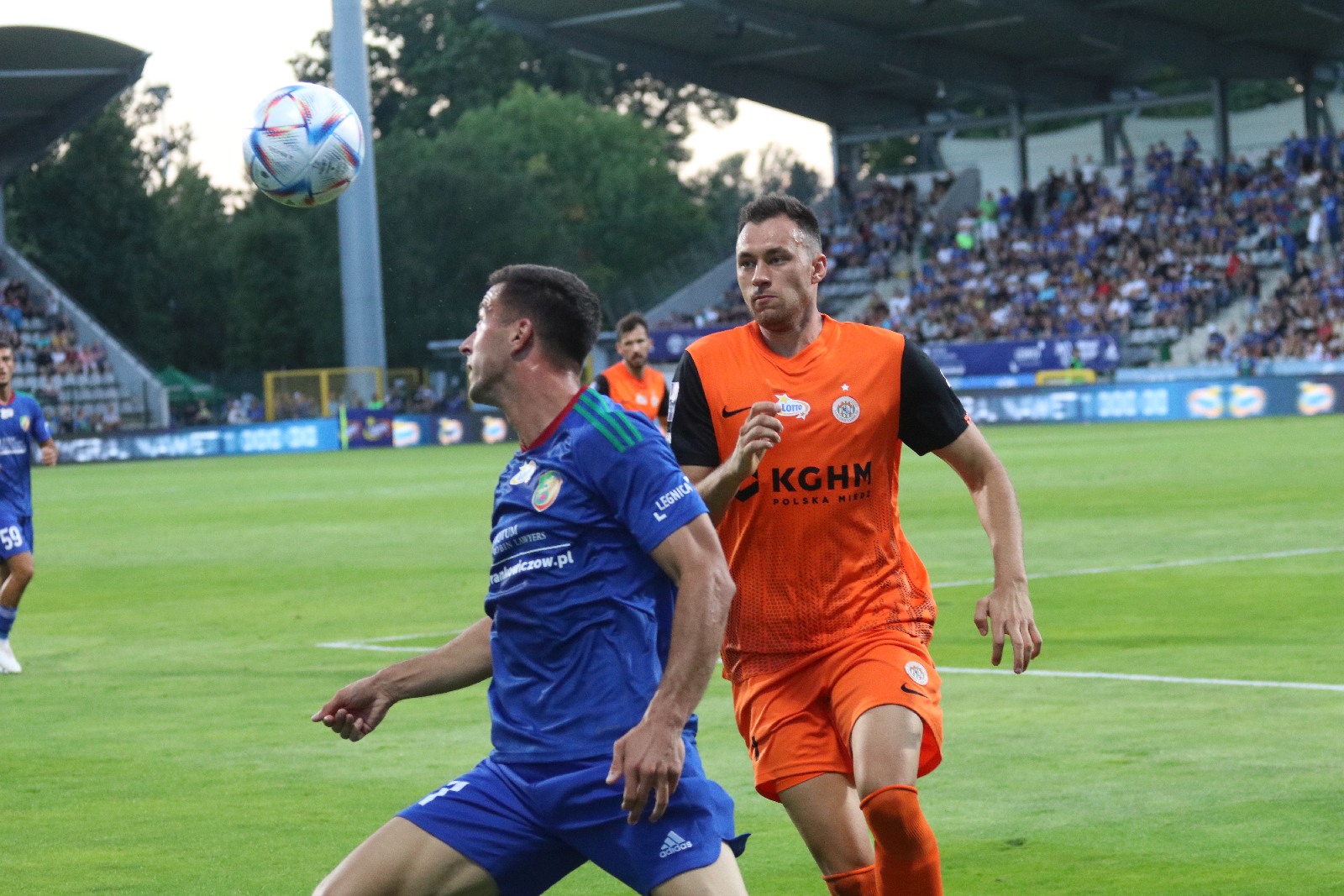 Miedź Legnica przegrywa derby z Zagłębiem Lubin