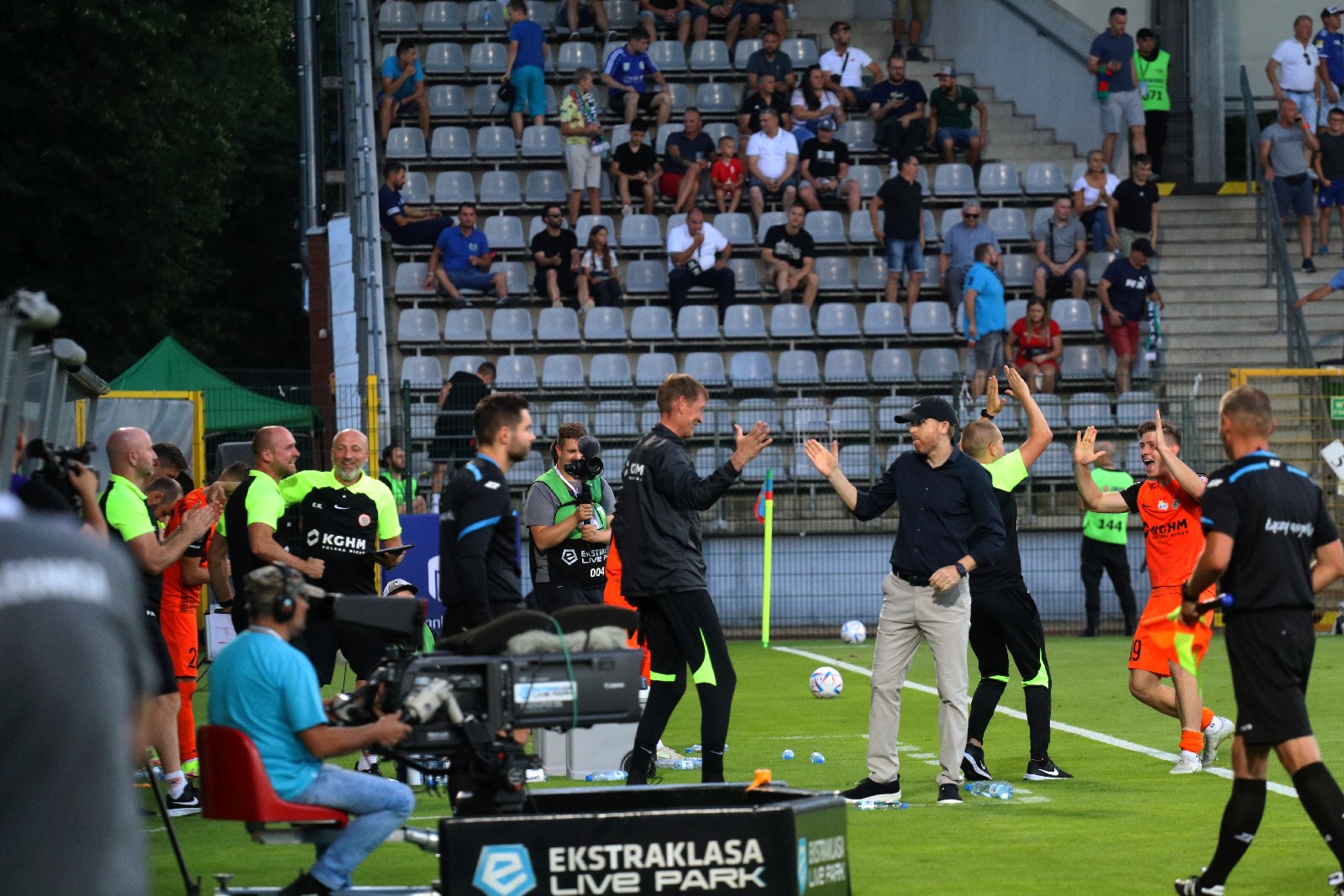 Miedź Legnica przegrywa derby z Zagłębiem Lubin