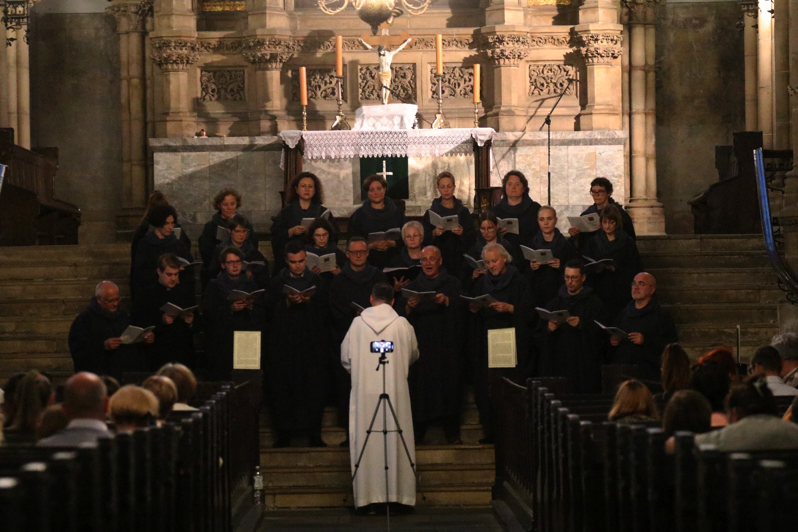 Koncert Gaudeamus omnes w kościele ewangelickim w Legnicy