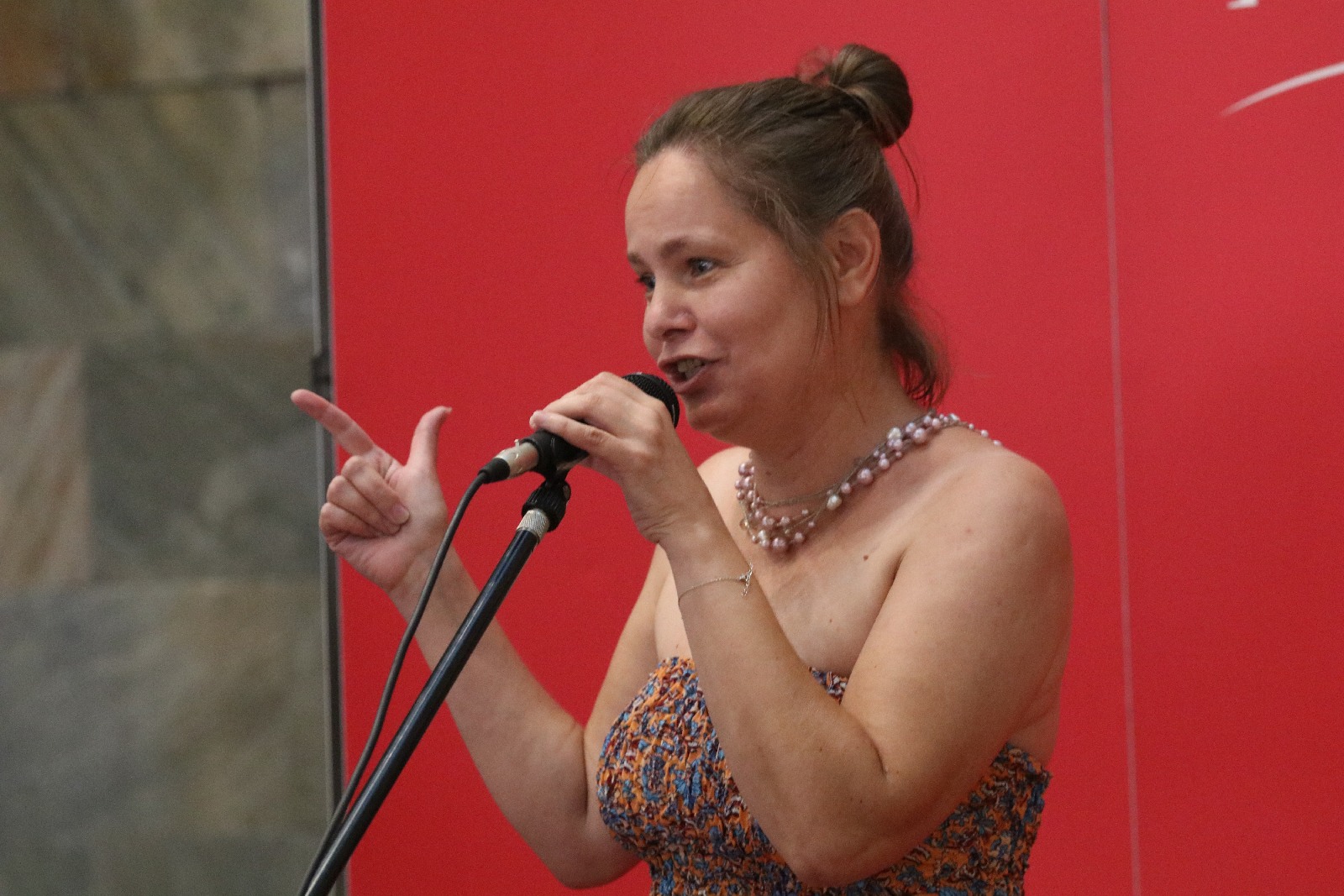 Huragan Poezji w Galerii Piastów. Promocja książki Bajadełka