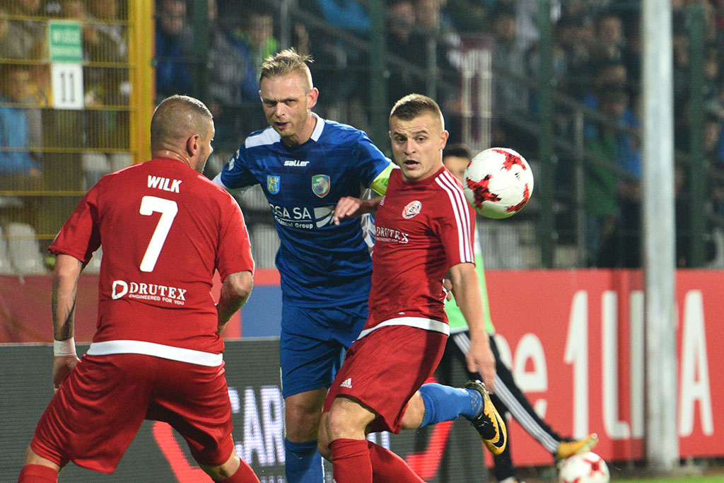 Bartczak po dziesięciu latach gry w Miedzi zakończył karierę