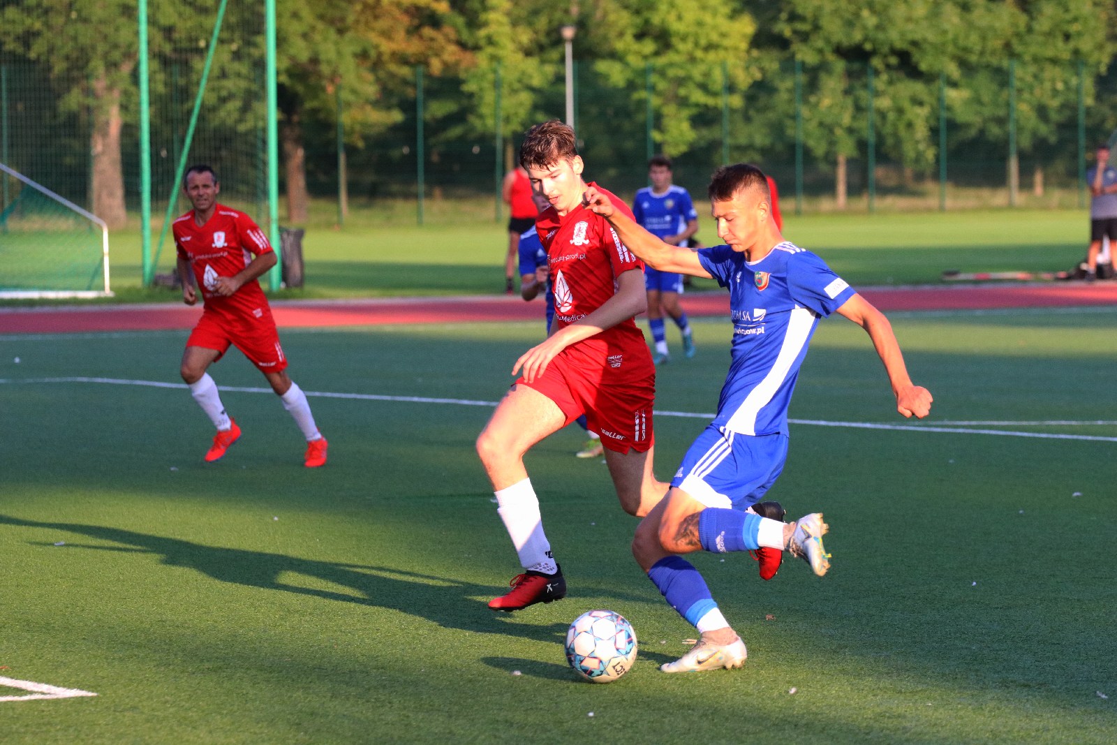 Młodzież Miedzi Legnica rozgromiła Lubiatowiankę Lubiatów