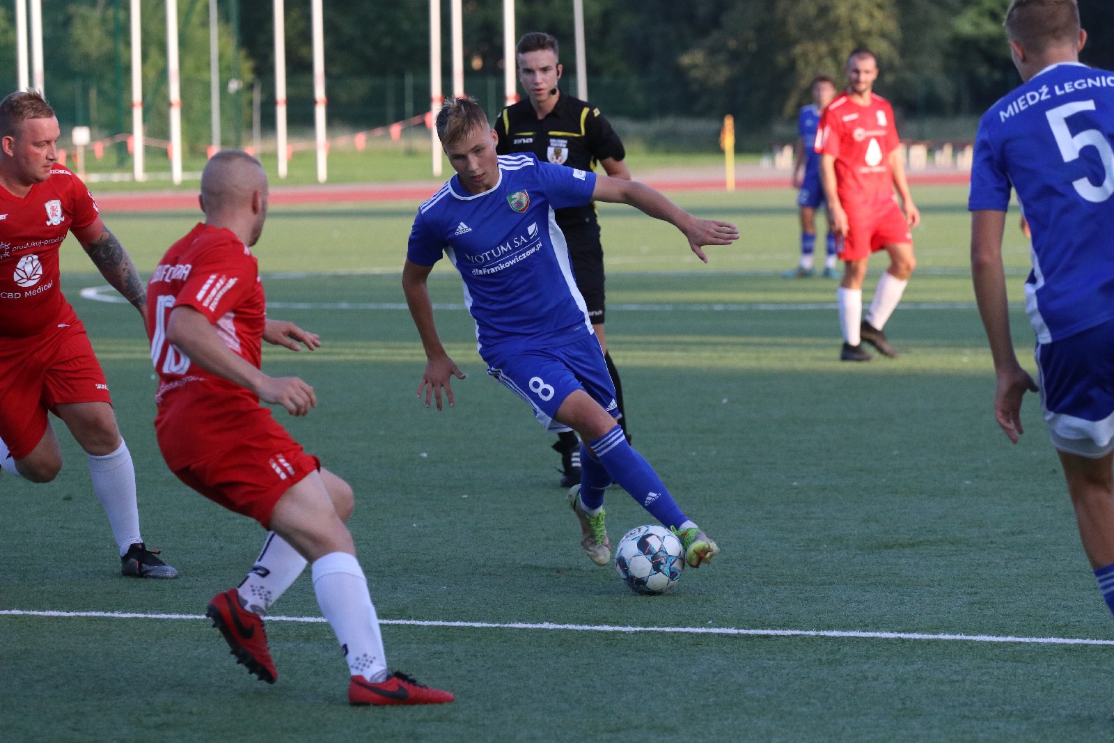 Młodzież Miedzi Legnica rozgromiła Lubiatowiankę Lubiatów