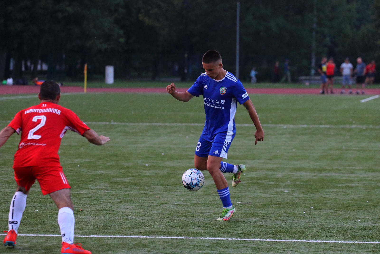 Młodzież Miedzi Legnica rozgromiła Lubiatowiankę Lubiatów