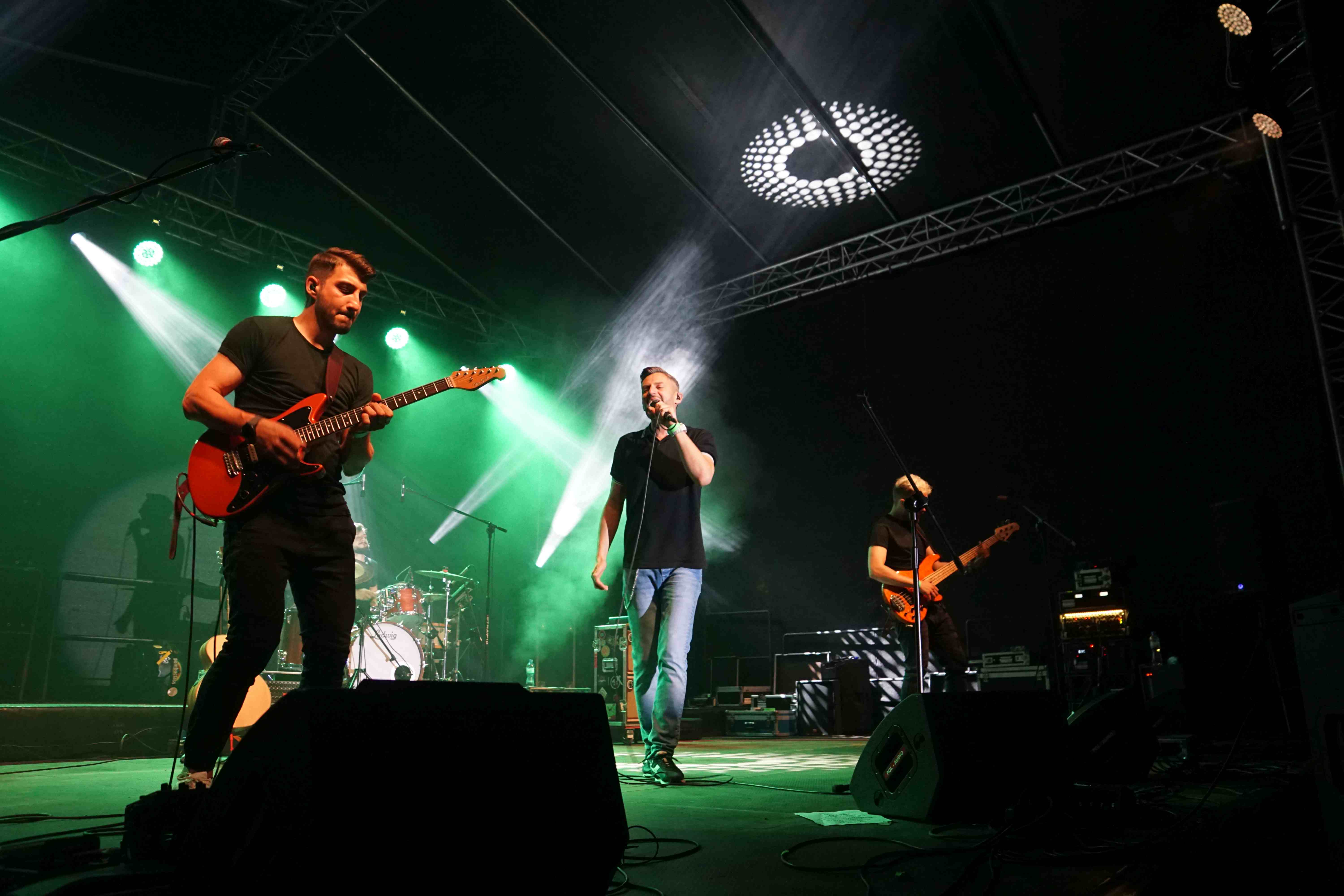 Festiwal Reggae Nad Jeziorem: Gutek