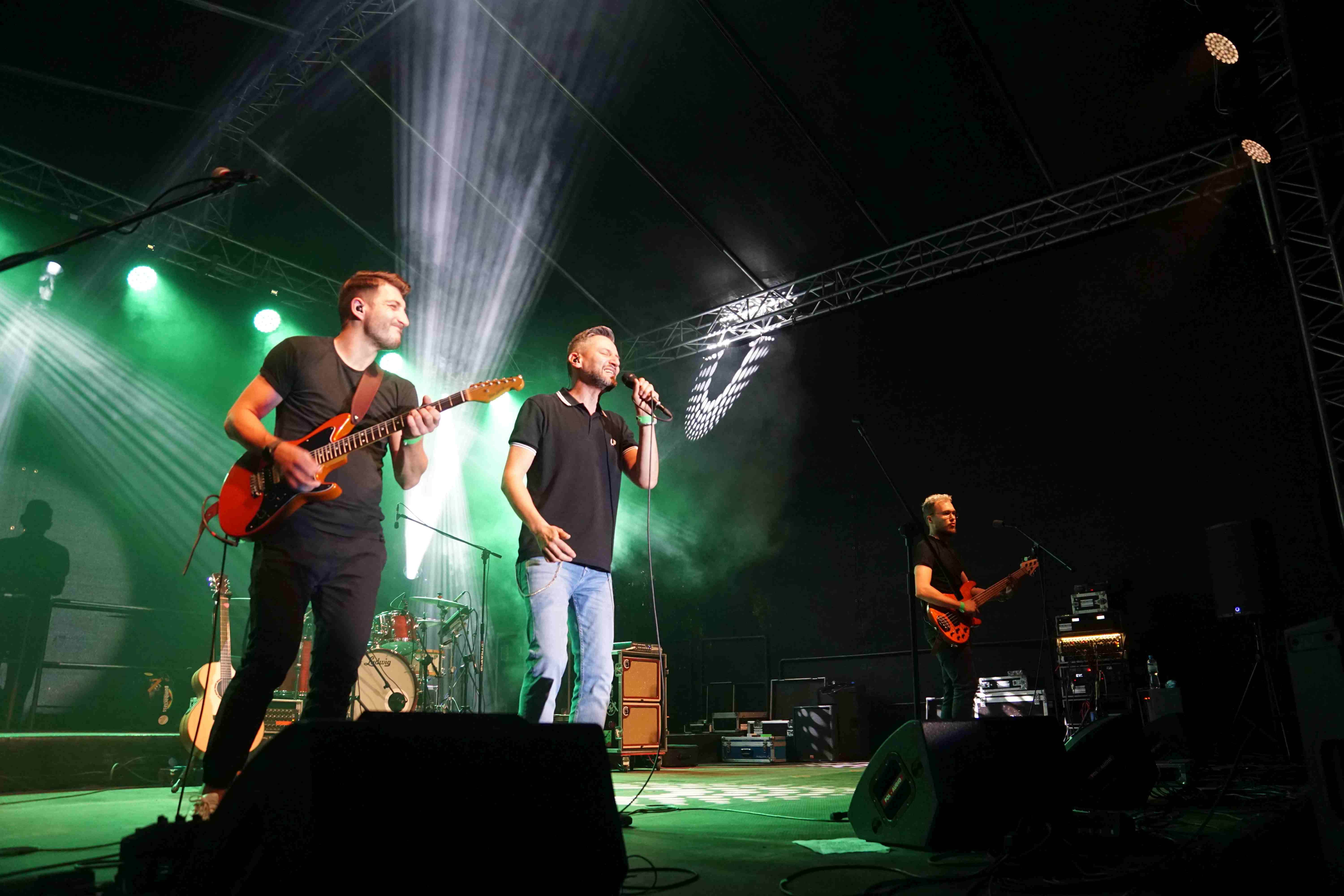 Festiwal Reggae Nad Jeziorem: Gutek