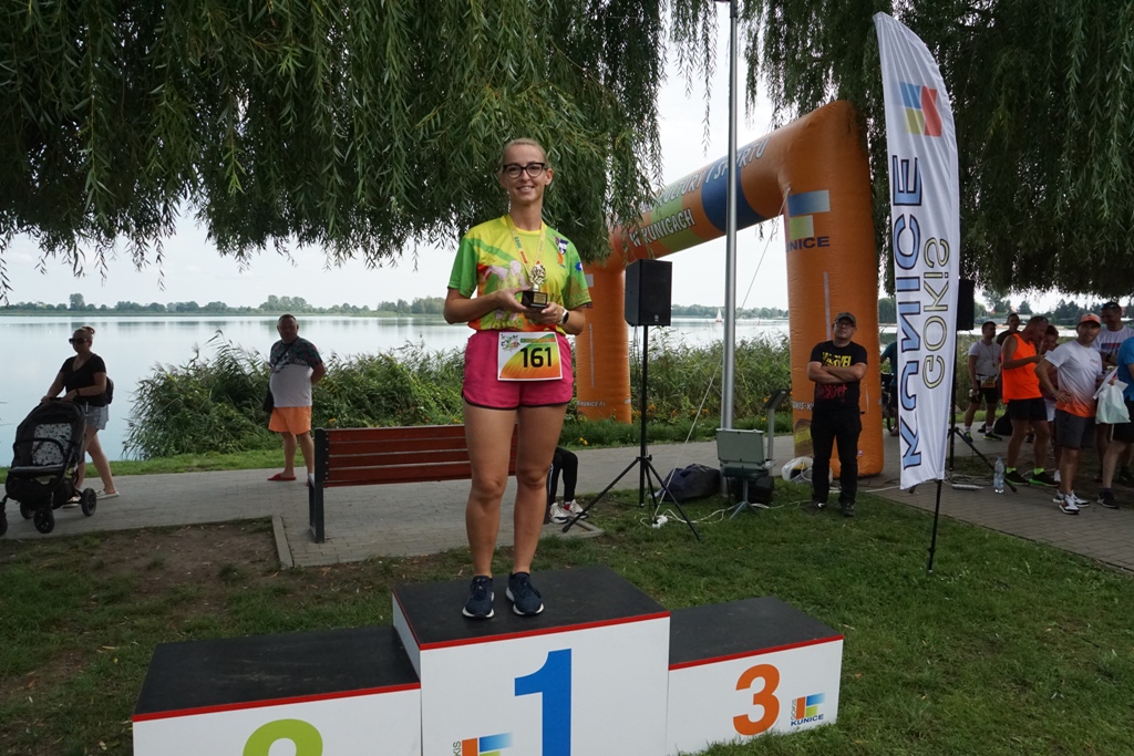 Kunicki Bieg Reggae. Dekoracja najlepszych zbiegaczy